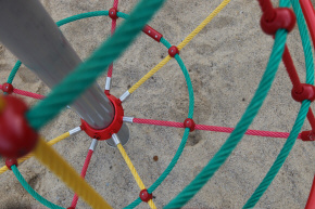 CROQUET Spielplätze aus Holz und Metall Hersteller Kletterseile Kletterwände Polen